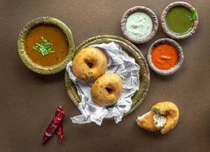 Sambhar Vadai
