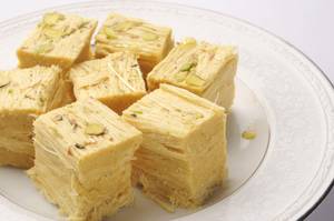 Desi Ghee Soan Papdi