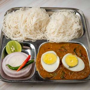 Idiyappam Egg Curry