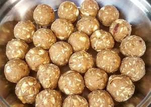 Aata Dryfruit Pinni Desi Ghee