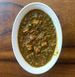 Matar Paneer 