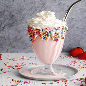 Strawberry Shake With Ice Cream