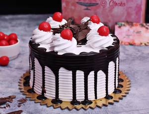 Classic Black Forest Cake (500 Grams)