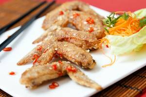 Vietnamese Chicken Wings (8 Pcs)