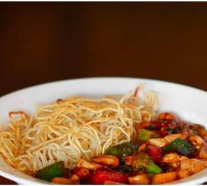 Chicken Pan Fried Noodles With Chilli Beaan