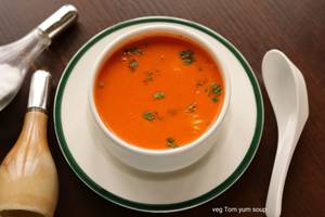 CHICKEN TOM-YUM SOUP
