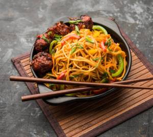 Veg Manchurian Noodles 