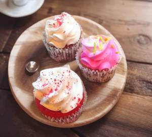 Muffins With Icing Vanilla