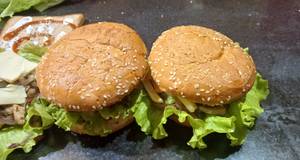 Veg Burger (1 Pcs)