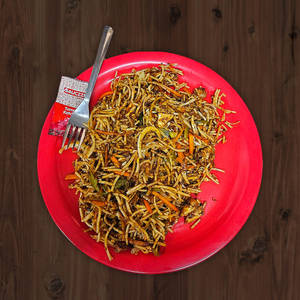 Chicken schezwan noodles