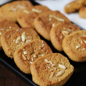 Aata Biscuits