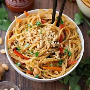 Burnt Garlic Noodles Veg