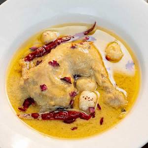 Kolkata Style Chicken Rezala ( 2 Pieces)