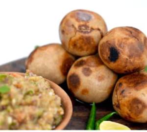 Baati  Sattu  4 Pcs +  Chokha 