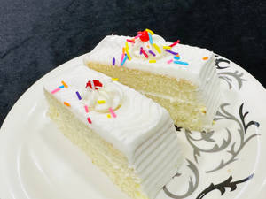 Vanilla Butter Cream Cake [2 Pieces]