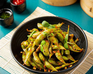 Chilli Garlic Edamame