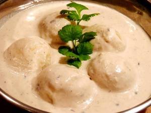 Malai Kofta (served With Salad And Chutney)