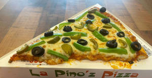 Country Side Pizza Personal Giant Slice (22.5 Cm)