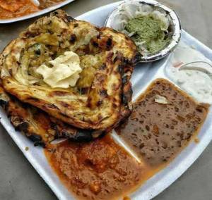 2 Chur Chur Naan + 2 Sabji + Raita