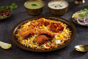 Hyderabadi Chicken Biryani (boneless)