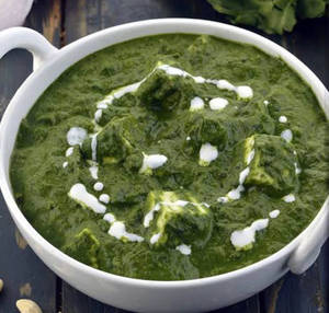 Palak Paneer (Mouth Melting Premium Paneer)