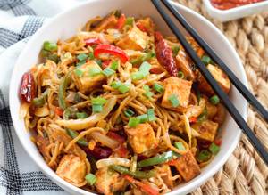 Paneer noodles