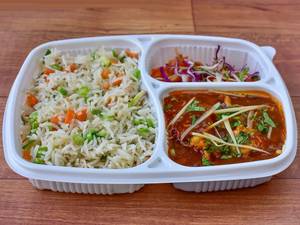 Combo 2 - Veg Fried Rice + Chilly Chicken ( 1 Portion )