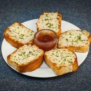 Chilli And Cheese Garlic Bread