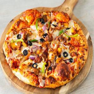 Hot And Spicy Chicken Pizza