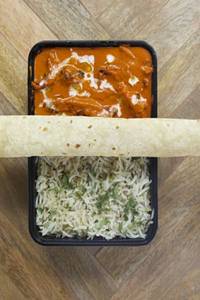 Butter Chicken [650 Ml] With Jeera Rice And 1 Roti