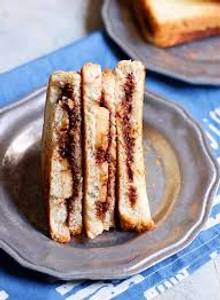 Chocolate jam with chesse