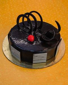 Eggless Chocolate Truffle Cake