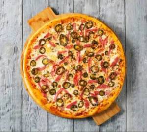 Jalapeno cheese pizza