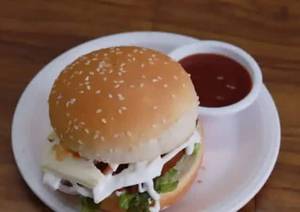 Chicken Cheese Burger