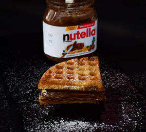 Naughty Nutella Waffle (HALF)
