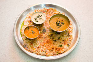 Onion Uttapam  