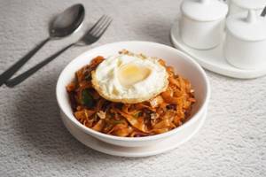 Chicken Pad Thai Noodles