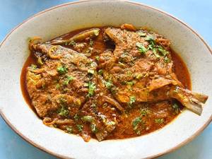 Pomfret Jhal