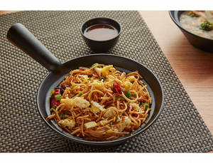 Egg Sichuan Fiery Noodles