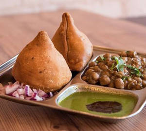 Samosa wth launji [10 pieces]