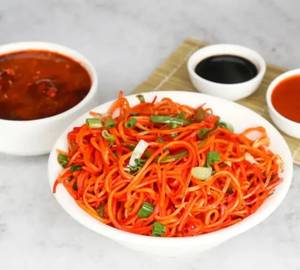 Veg Schezwan Triple Noodle