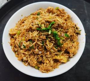 Chicken Fried Rice (650-700 Gm Apx) + Cold Beverage