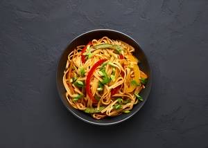 Veg Hakka Noodles Gravy