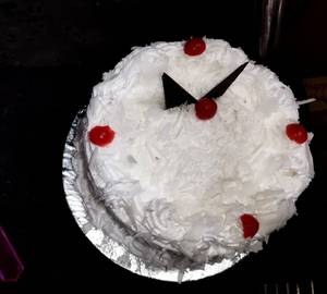 White Forest  Cake