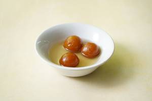Gulab Jamun [3 Pieces]