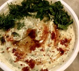 Basil Hummus