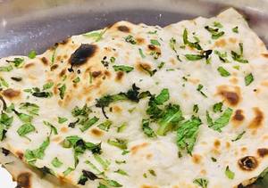 Pudina Butter Naan