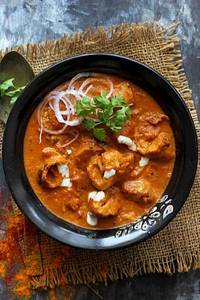 Soya Tikka Butter Masala