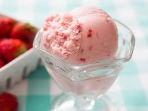 Strawberry Ice Cream Scoop