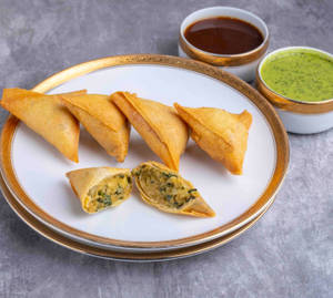 Spinach Cheese Samosa